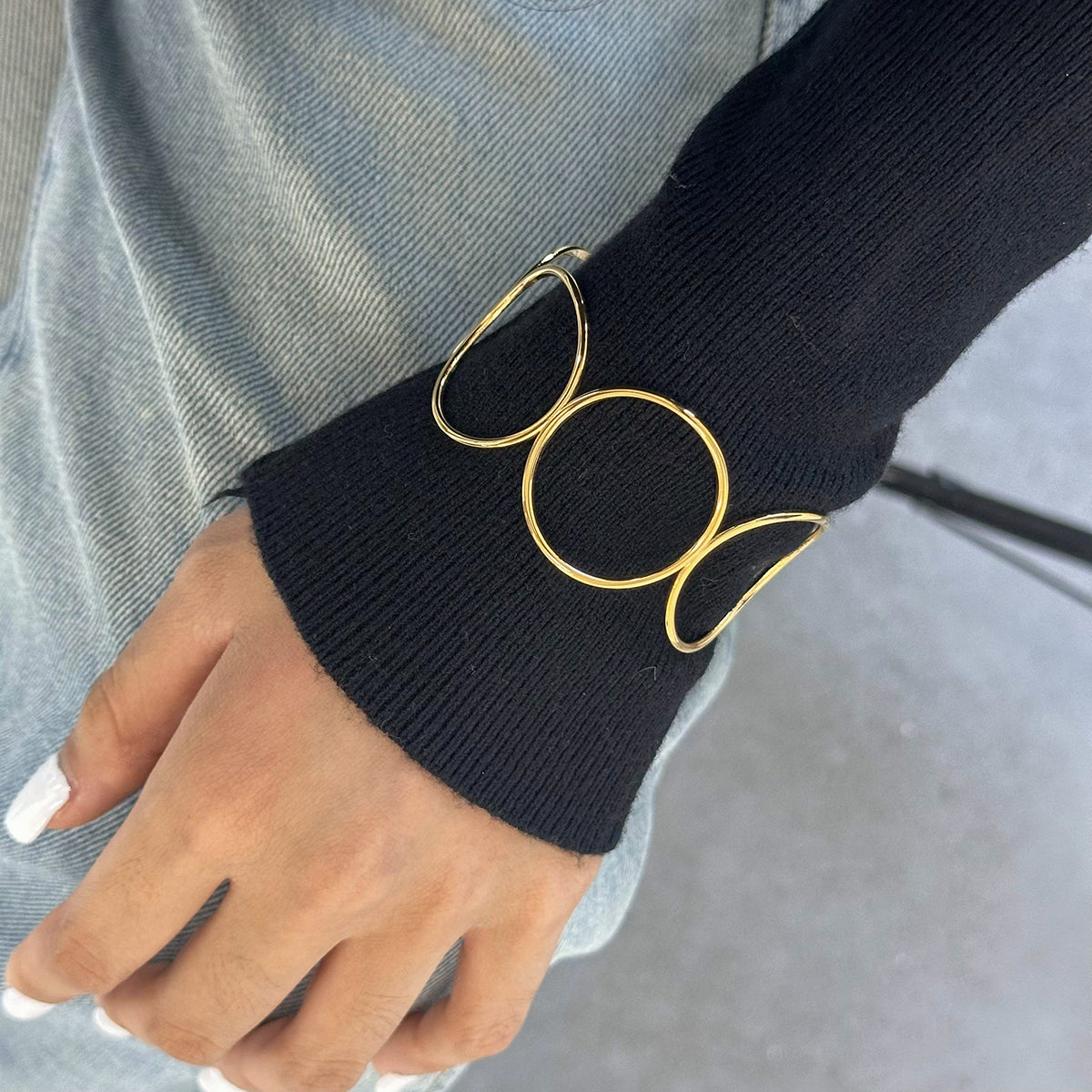Елегантна позлатена дамска гривна Circla, тройна 18K позлата